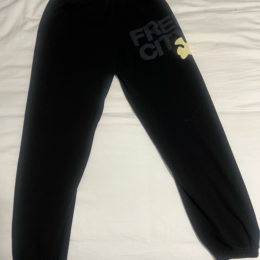 Free City Cotton Logo Sweatpants in Black Space Cream